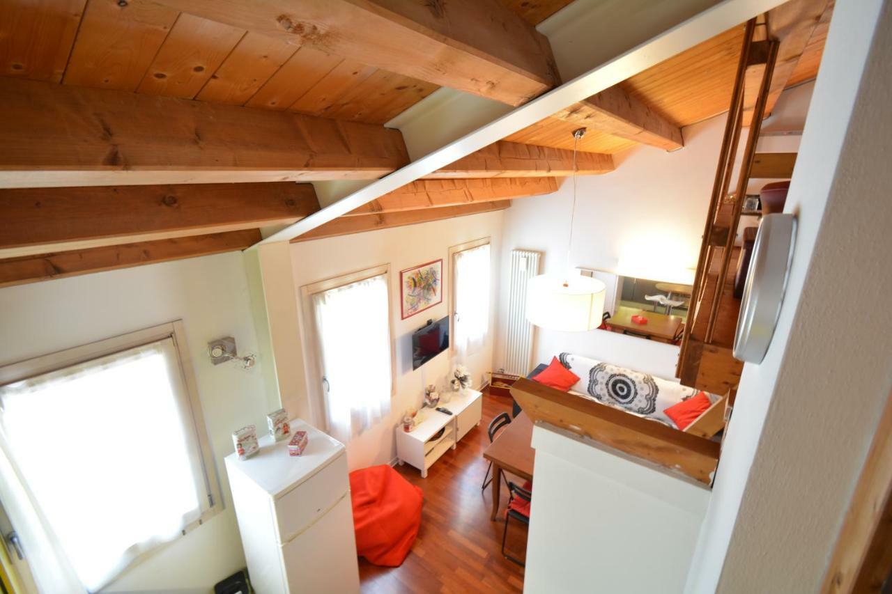Casa Vacanze Chez La Reine - Holiday Home Vicenza Kültér fotó